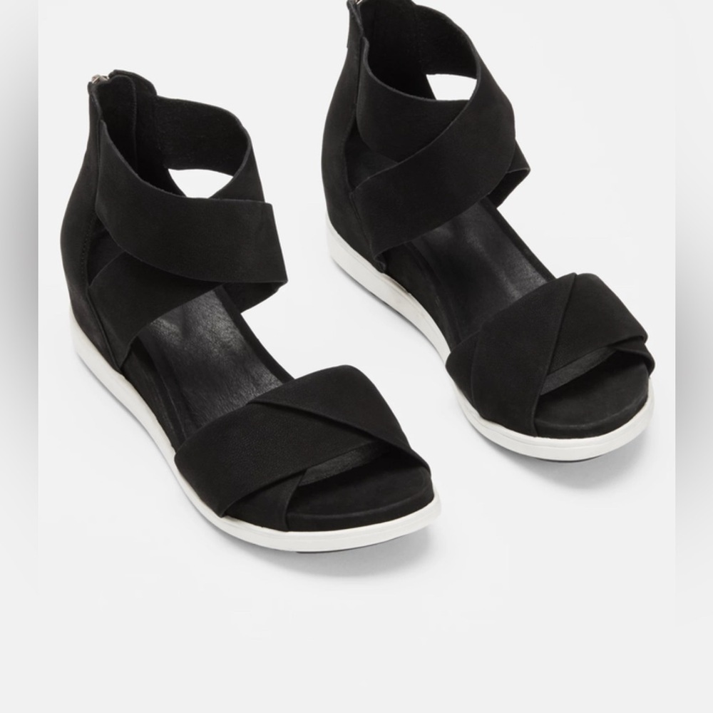 Viv Tumbled Nubuck Wedge Sandal